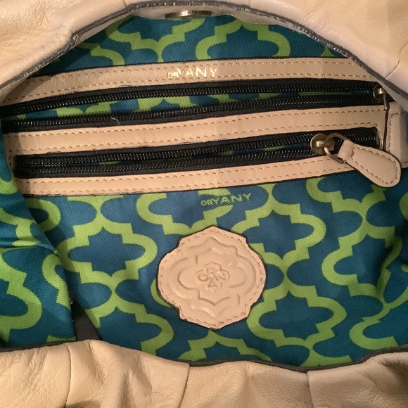 EUC Oryany leather satchel purse shoulder sand/bone concealed - Picture 8 of 17